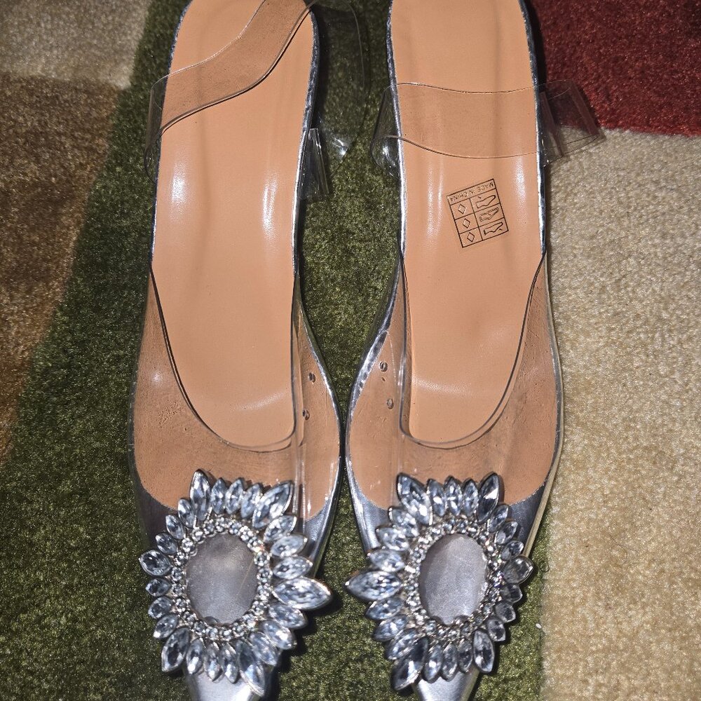 Brand new heels